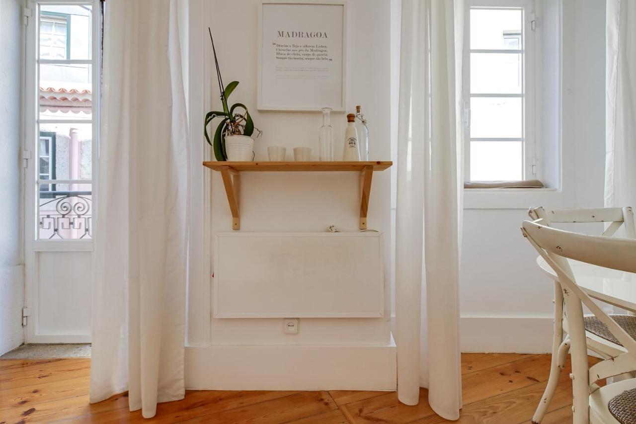 Madragoa Cosy Apartment Lisboa Eksteriør billede
