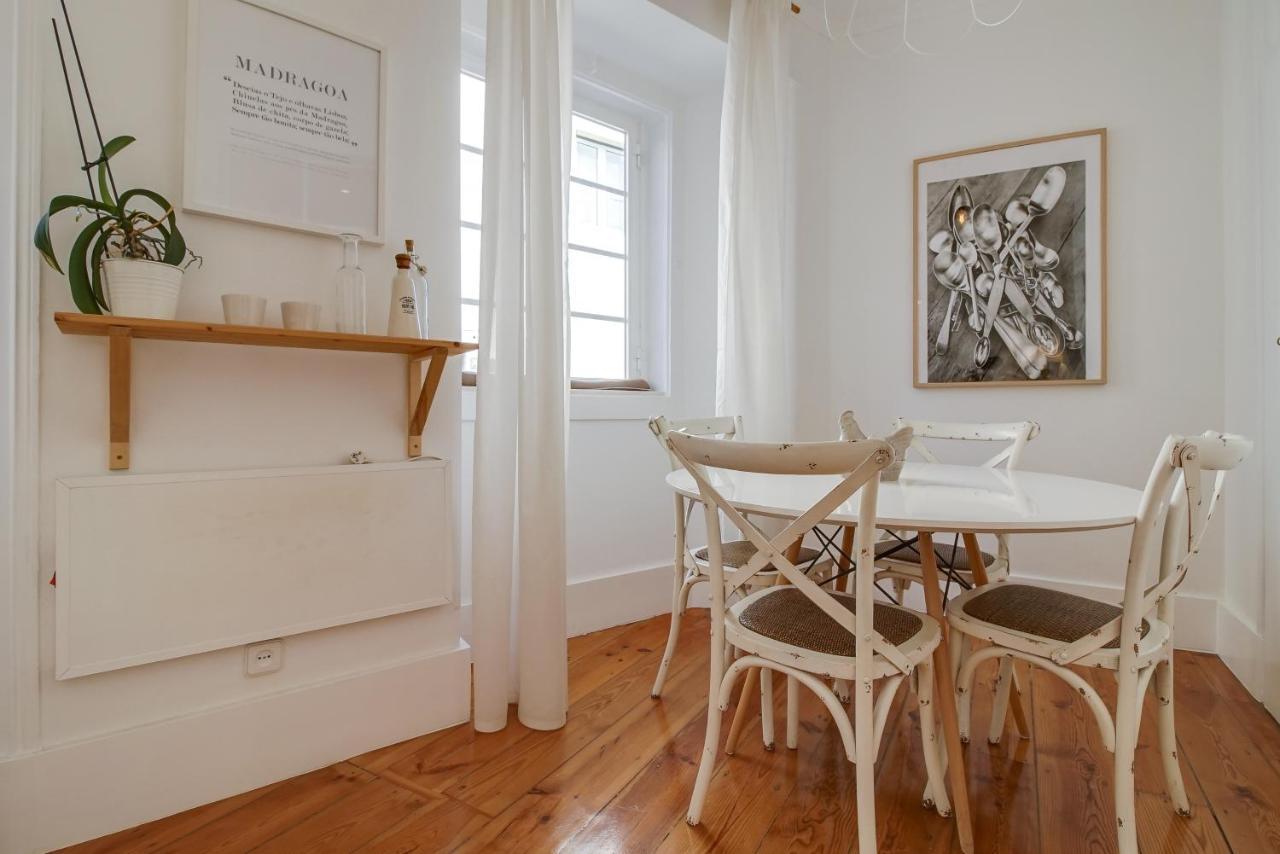 Madragoa Cosy Apartment Lisboa Eksteriør billede